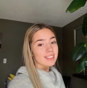 Meet your Posher, Isabella